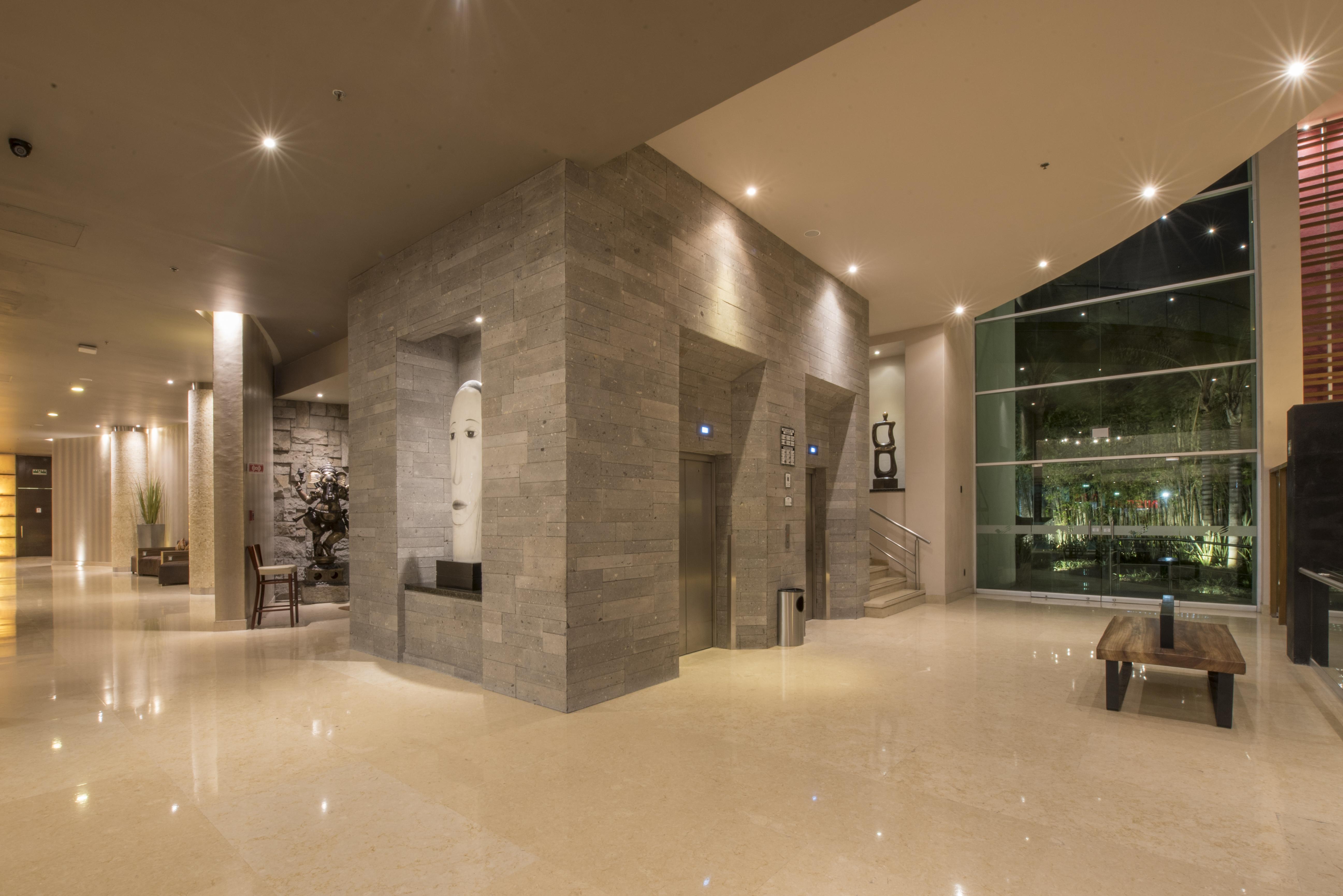 Victoria Ejecutivo Hotel Guadalajara Bagian luar foto