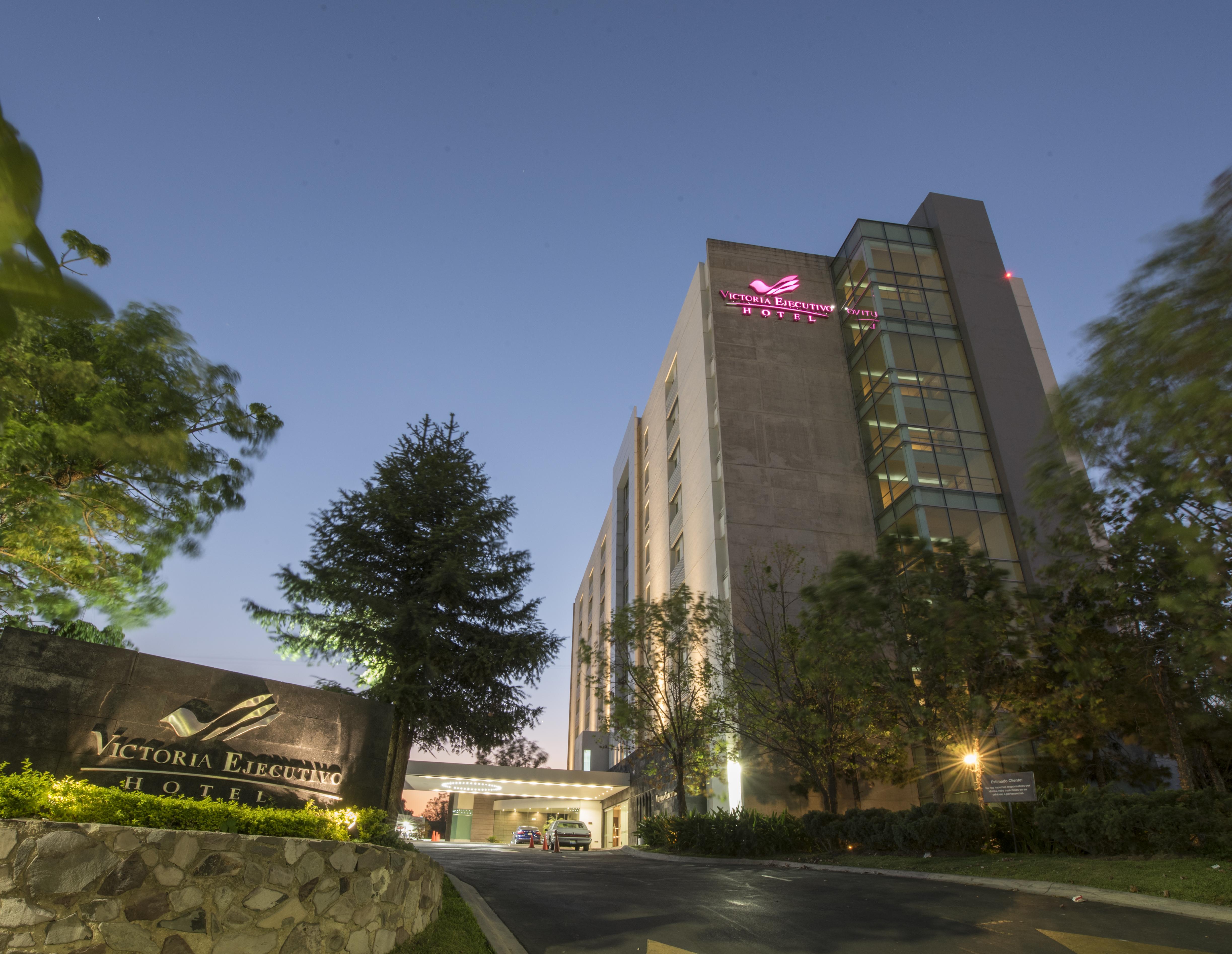 Victoria Ejecutivo Hotel Guadalajara Bagian luar foto