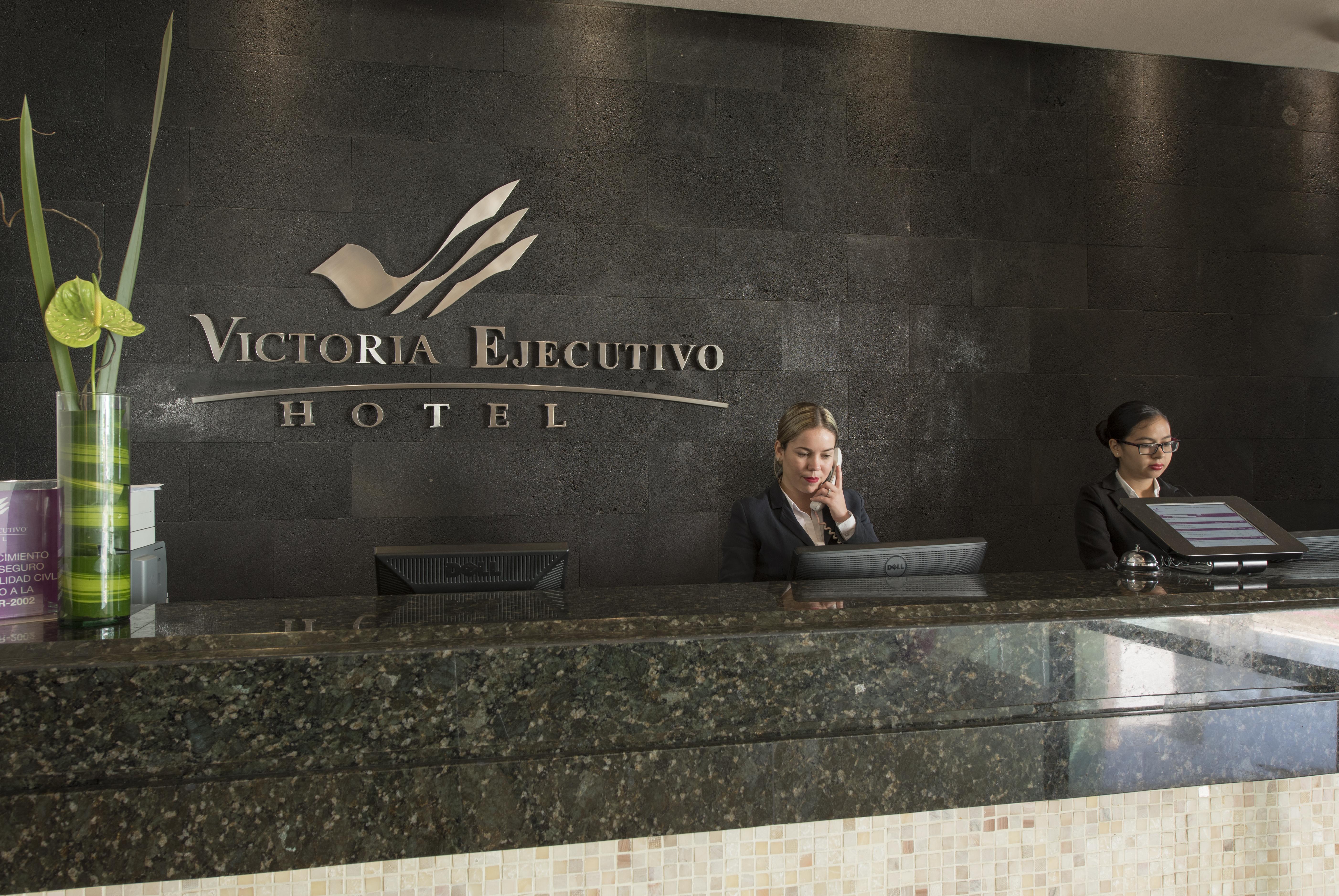 Victoria Ejecutivo Hotel Guadalajara Bagian luar foto